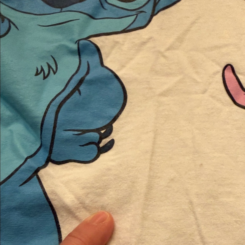 Disney Stitch and Angel Graphic T-Shirt 5T - Picture 4 of 4
